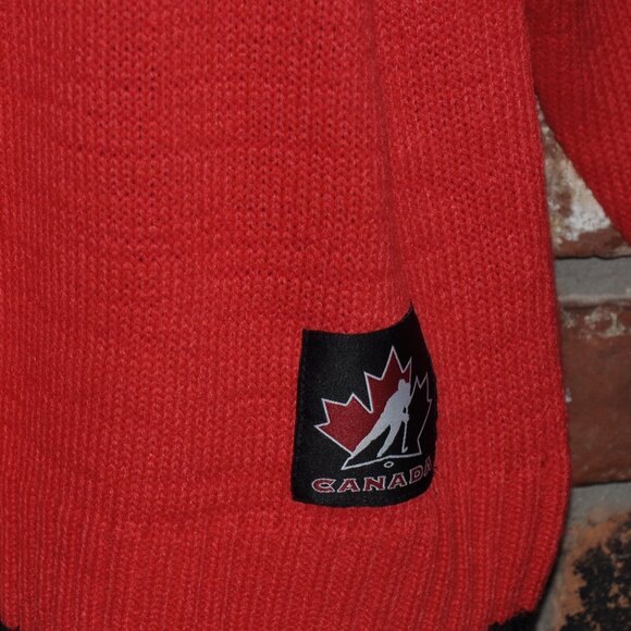 New with Tags Team Canada World Cup Hockey Red Knit Sogo Sports Sweater L - Picture 2 of 6